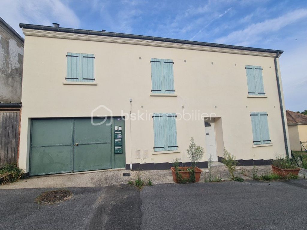 Achat maison à vendre 4 chambres 152 m² - Chailly-en-Brie
