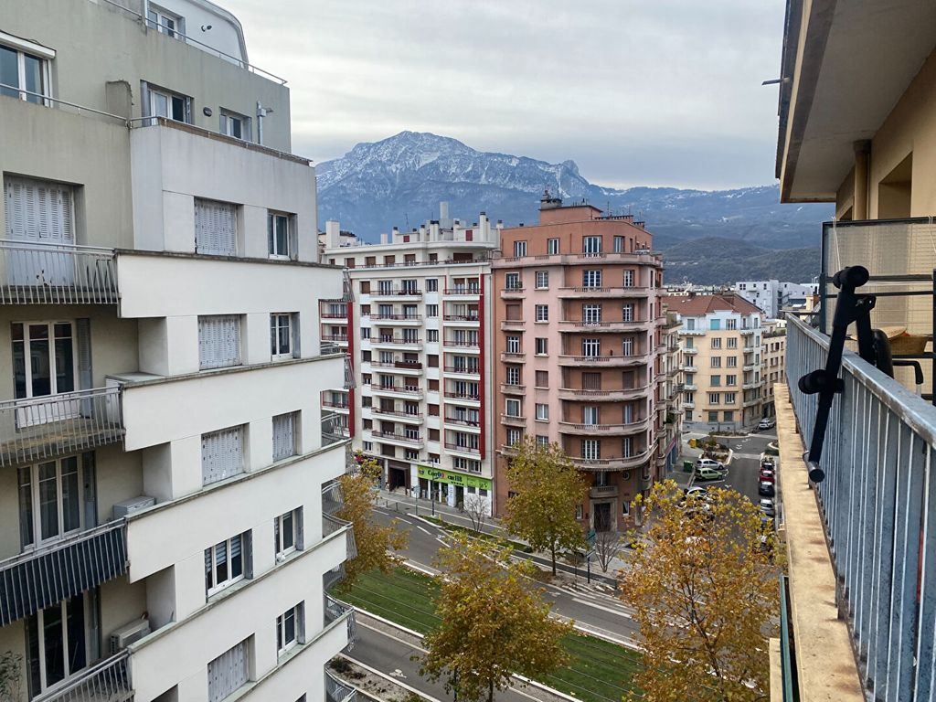 Achat appartement à vendre 2 pièces 38 m² - Grenoble