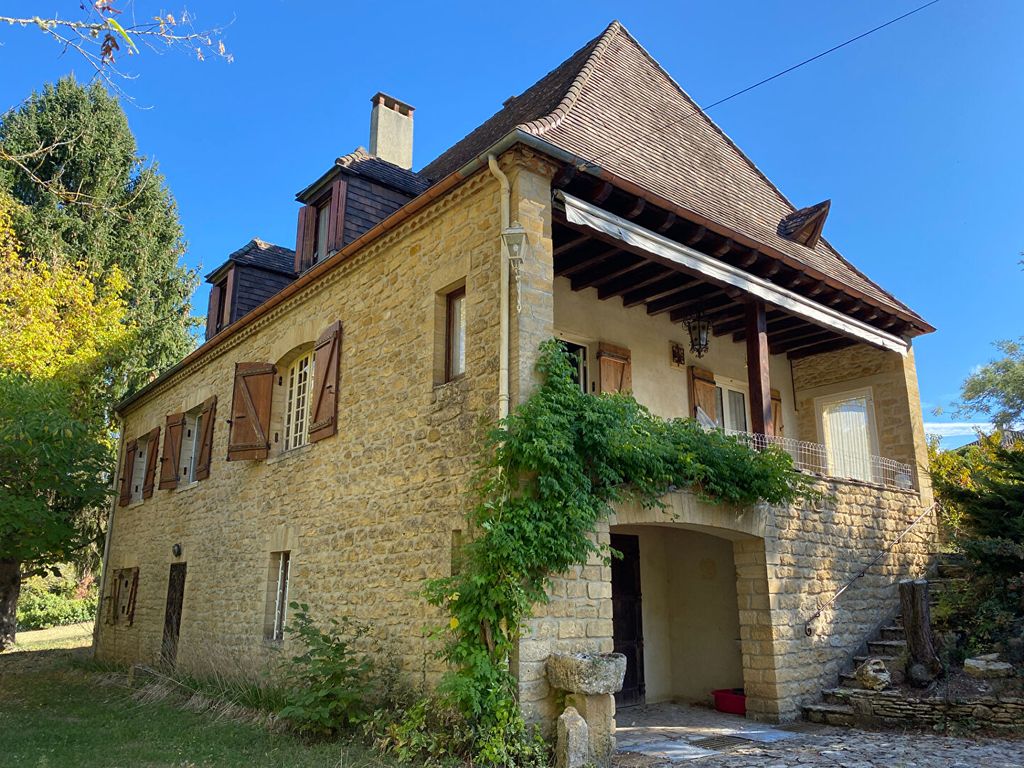 Achat maison à vendre 4 chambres 185 m² - Sarlat-la-Canéda