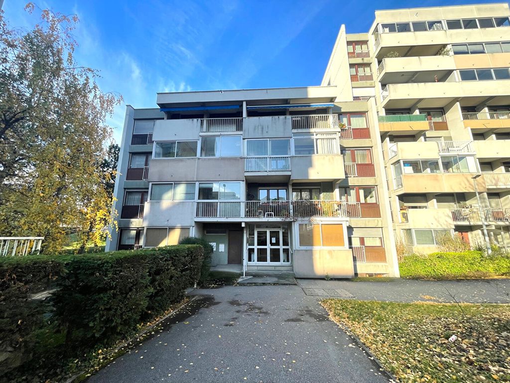 Achat appartement à vendre 5 pièces 93 m² - Échirolles