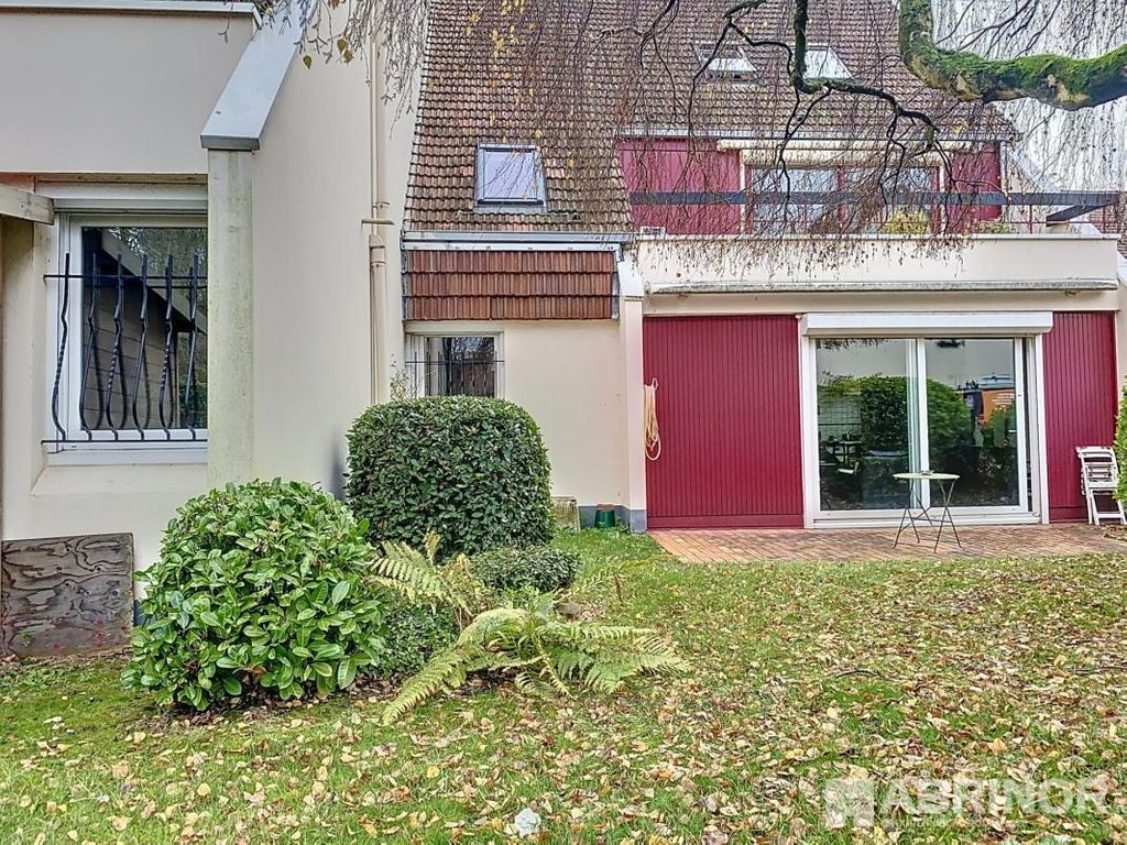 Achat appartement à vendre 5 pièces 108 m² - Villeneuve-d'Ascq
