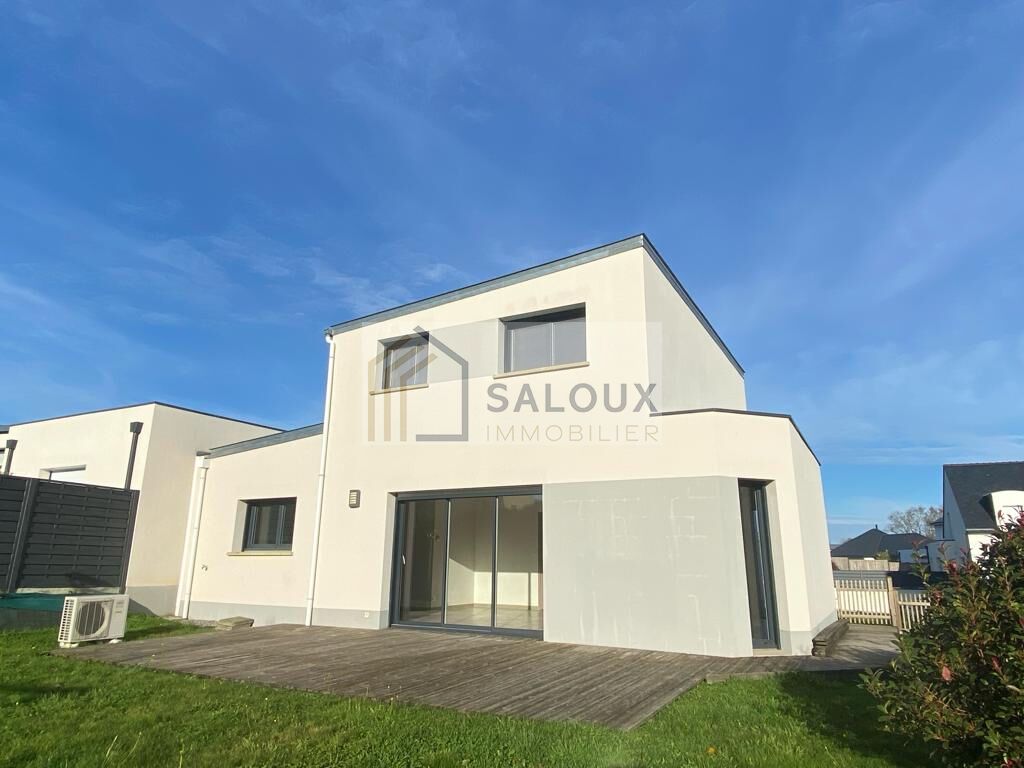 Achat maison à vendre 4 chambres 100 m² - Ambon