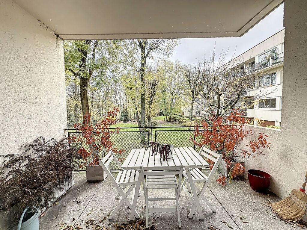 Achat appartement à vendre 5 pièces 94 m² - Marnes-la-Coquette