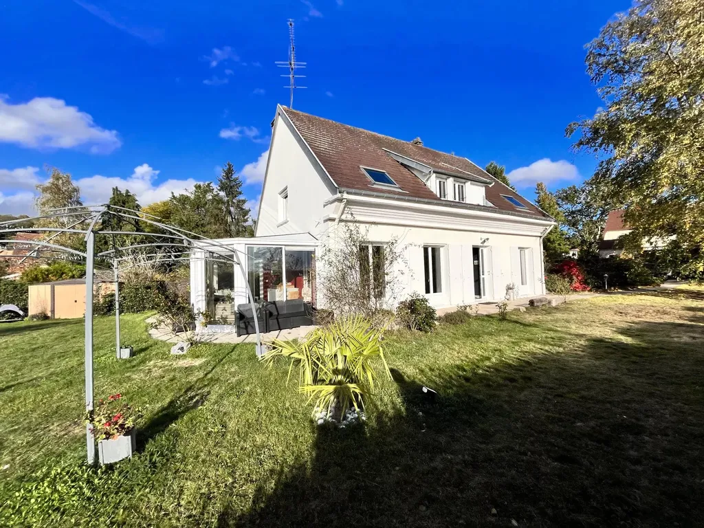 Achat maison à vendre 6 chambres 215 m² - Dourdan