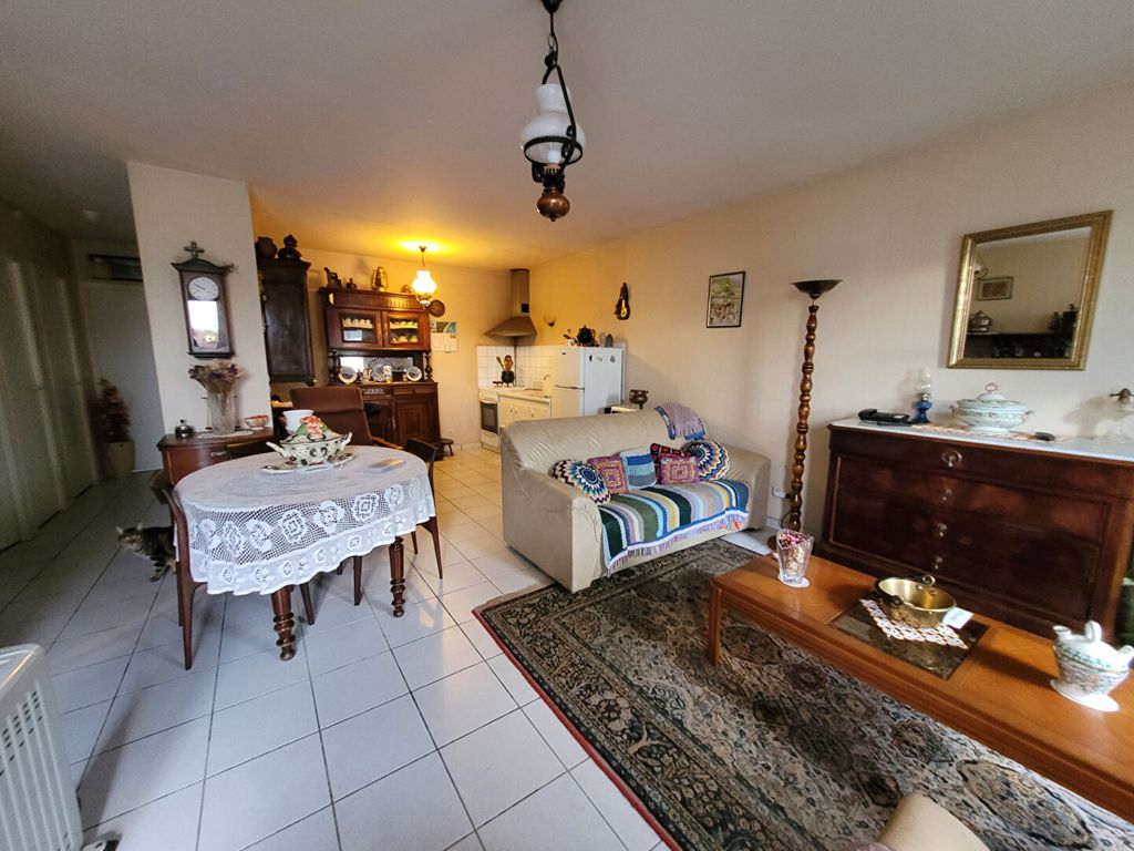 Achat maison à vendre 2 chambres 63 m² - Saint-Louis-de-Montferrand