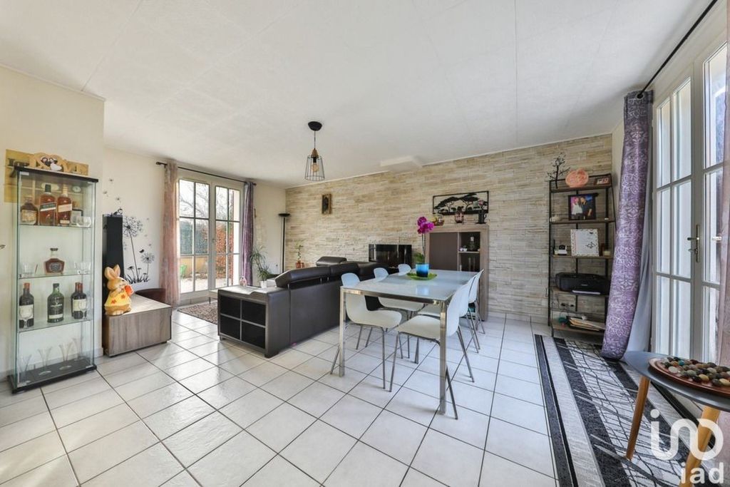Achat maison à vendre 3 chambres 103 m² - Bruyères-sur-Oise