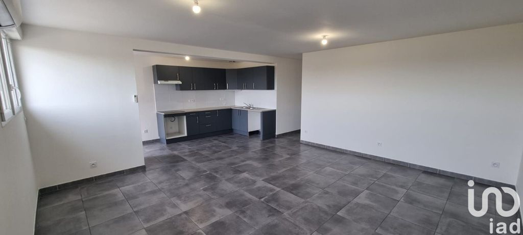 Achat appartement à vendre 4 pièces 93 m² - Nîmes