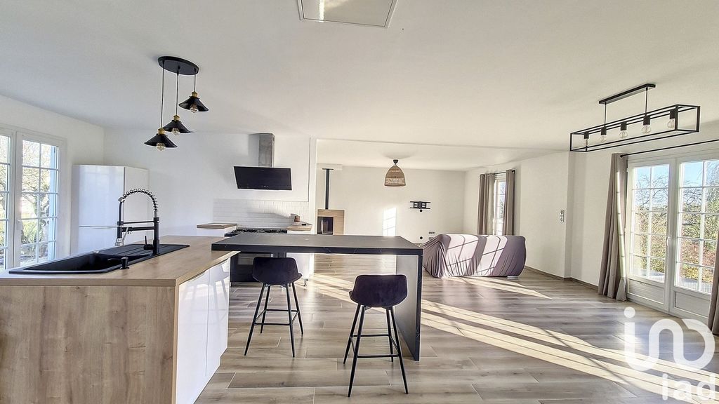 Achat maison à vendre 4 chambres 147 m² - Chantonnay