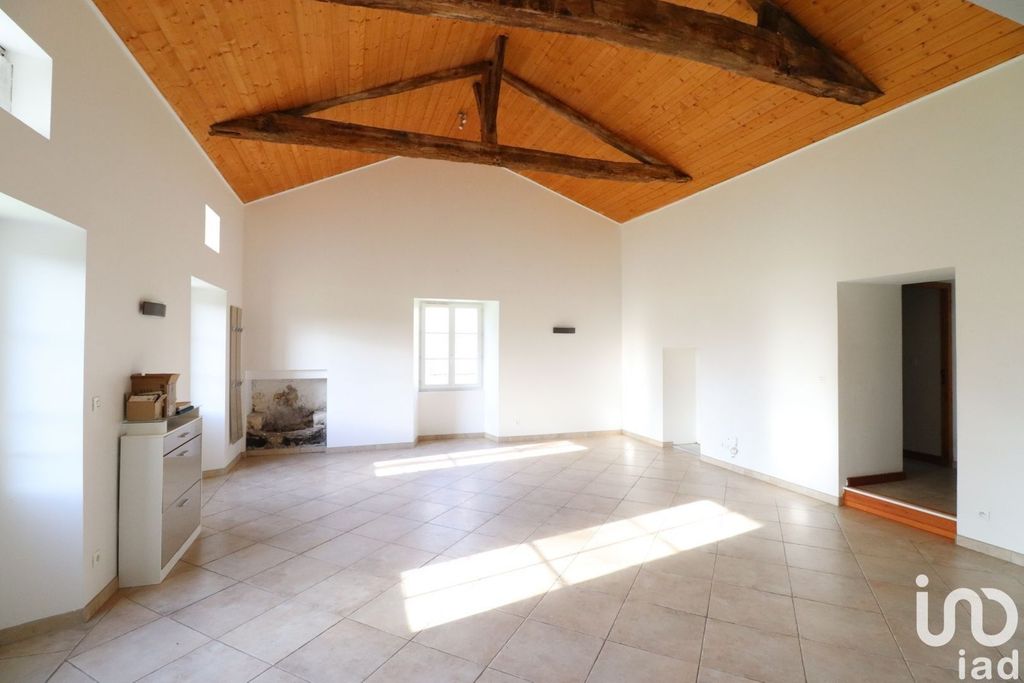 Achat maison à vendre 1 chambre 112 m² - Montendre