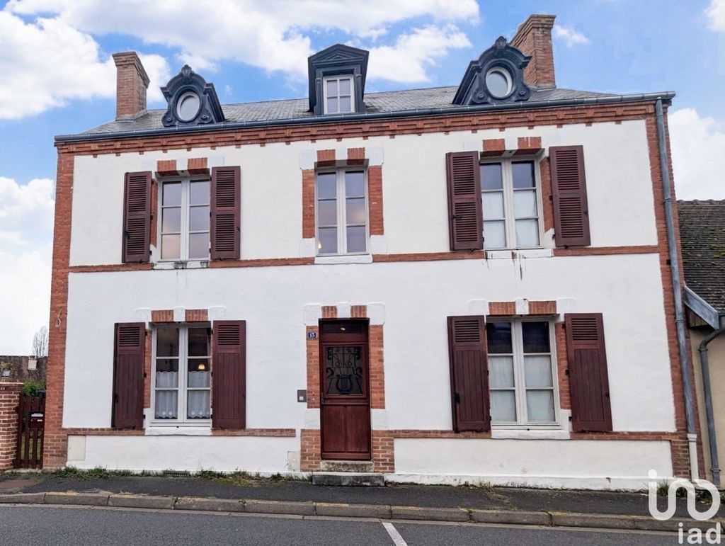 Achat maison à vendre 4 chambres 175 m² - Chaumont-sur-Tharonne