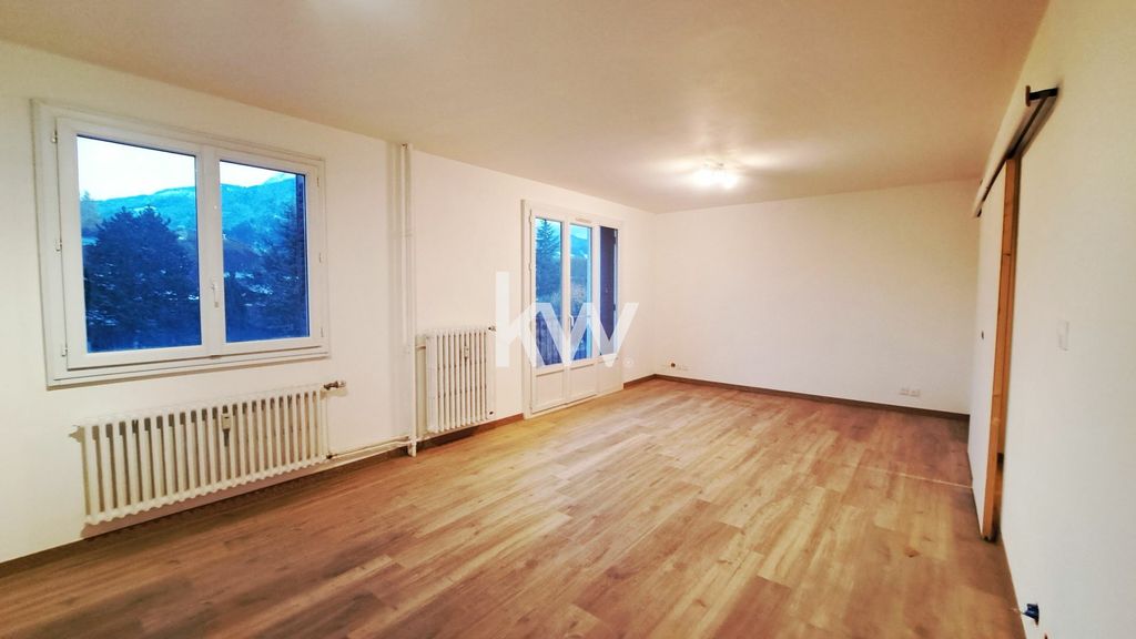 Achat appartement à vendre 4 pièces 77 m² - Viuz-en-Sallaz