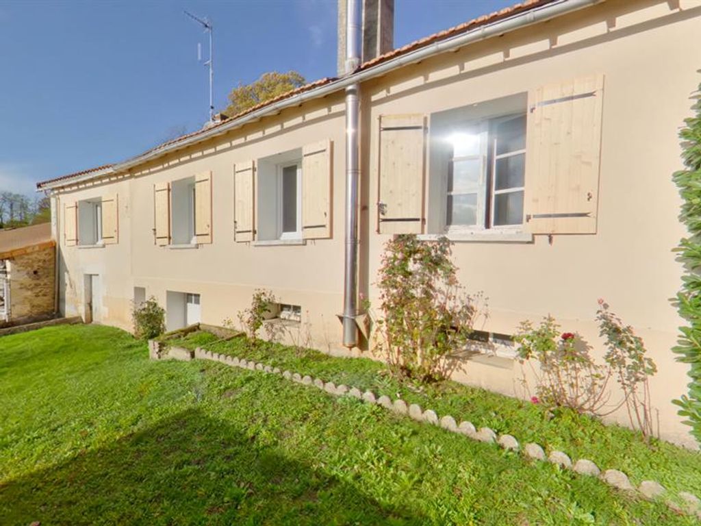 Achat maison à vendre 3 chambres 97 m² - Montreuil-Bonnin