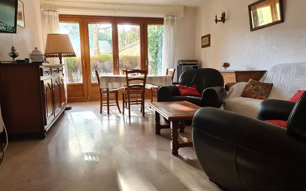 Achat appartement à vendre 3 pièces 67 m² - Royan