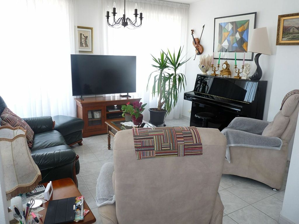 Achat appartement à vendre 4 pièces 89 m² - Royan