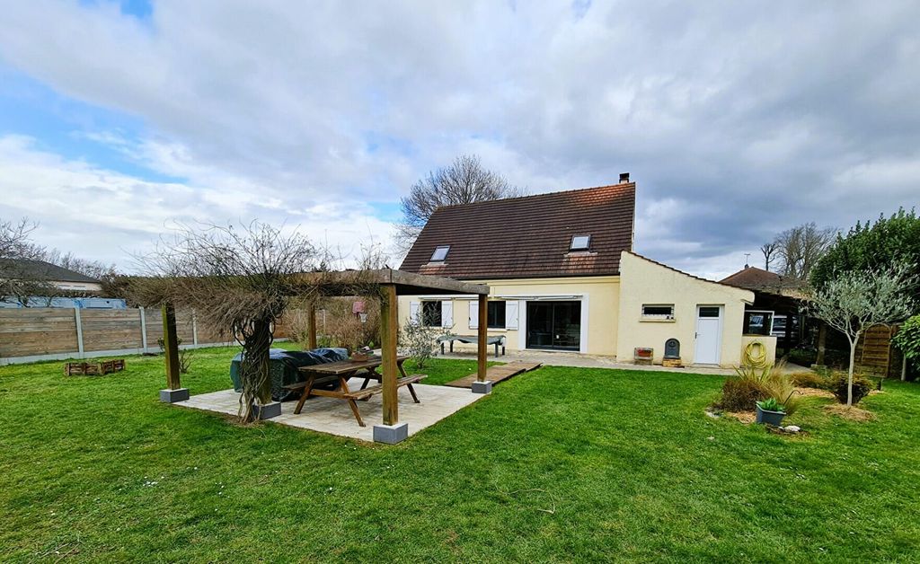 Achat maison à vendre 5 chambres 150 m² - Saint-Fargeau-Ponthierry