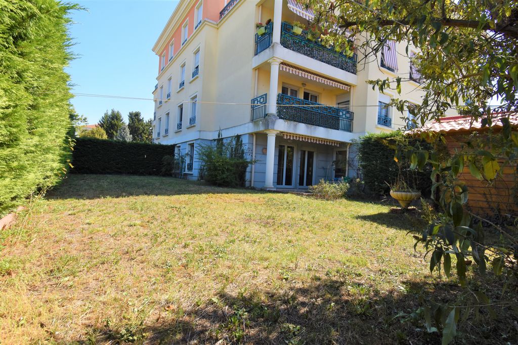 Achat appartement à vendre 4 pièces 84 m² - Meyzieu