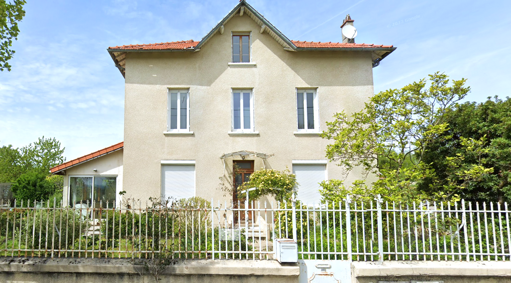 Achat maison à vendre 4 chambres 126 m² - Charvieu-Chavagneux