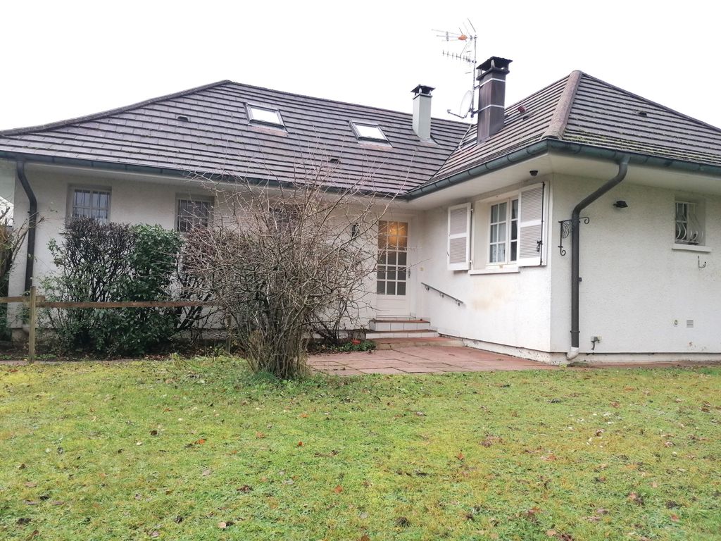 Achat maison à vendre 3 chambres 130 m² - Luxeuil-les-Bains