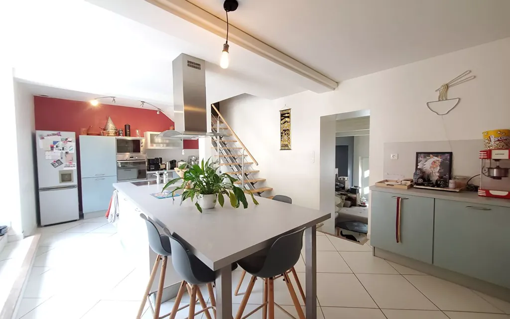 Achat maison à vendre 3 chambres 126 m² - Canals