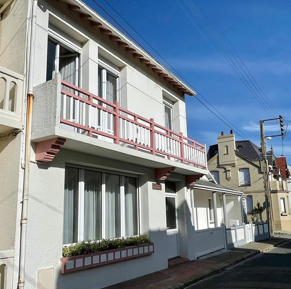 Achat maison à vendre 4 chambres 136 m² - Le Touquet-Paris-Plage