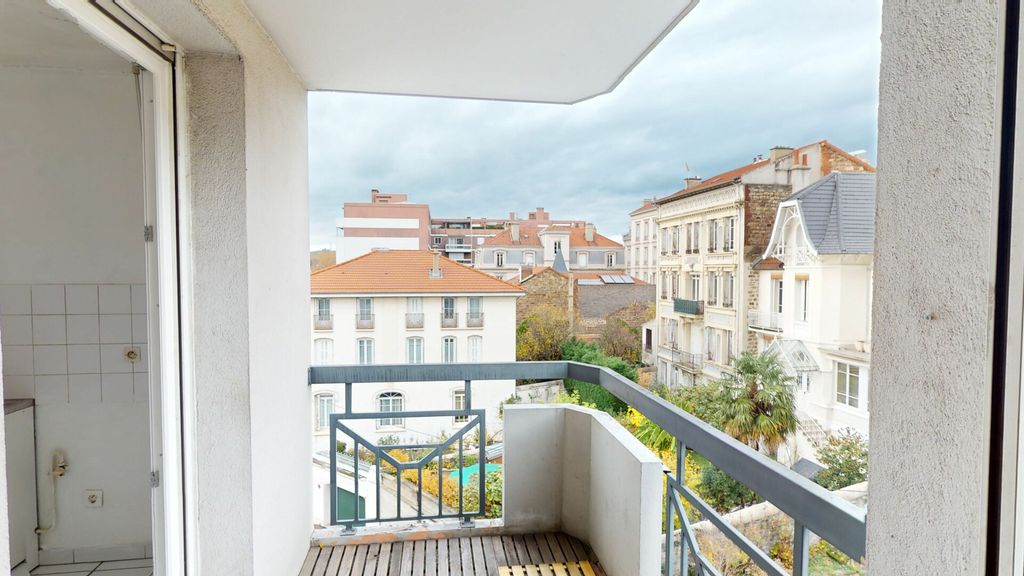 Achat appartement à vendre 3 pièces 79 m² - Saint-Étienne