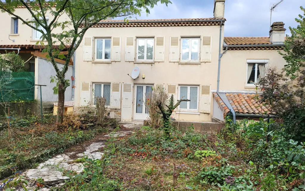 Achat maison à vendre 3 chambres 91 m² - Aubenas