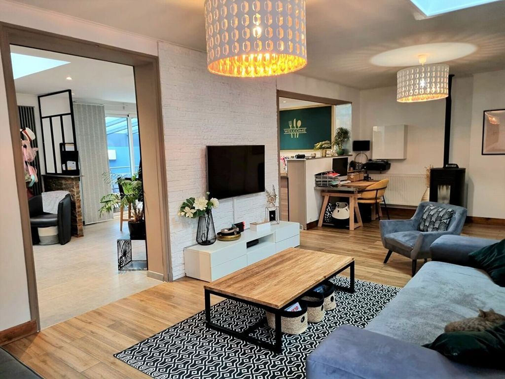 Achat maison à vendre 3 chambres 130 m² - Saint-Pierre-lès-Nemours