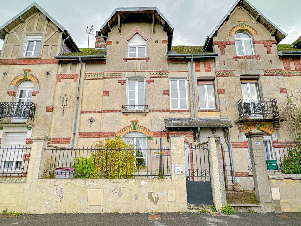 Achat maison à vendre 3 chambres 127 m² - Saint-Quentin