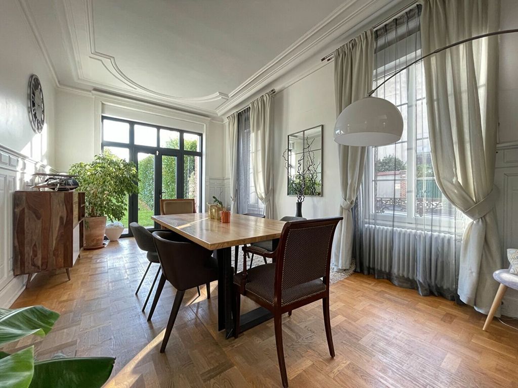 Achat maison à vendre 6 chambres 240 m² - Buis-sur-Damville