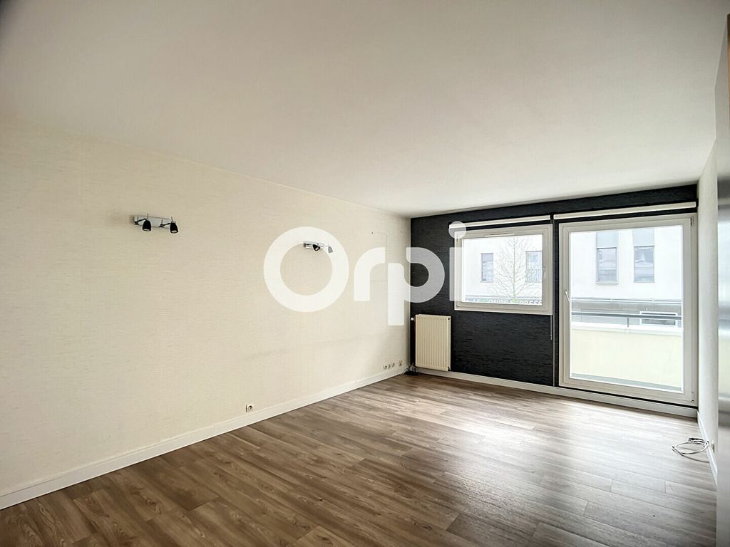 Achat appartement à vendre 4 pièces 74 m² - Guyancourt