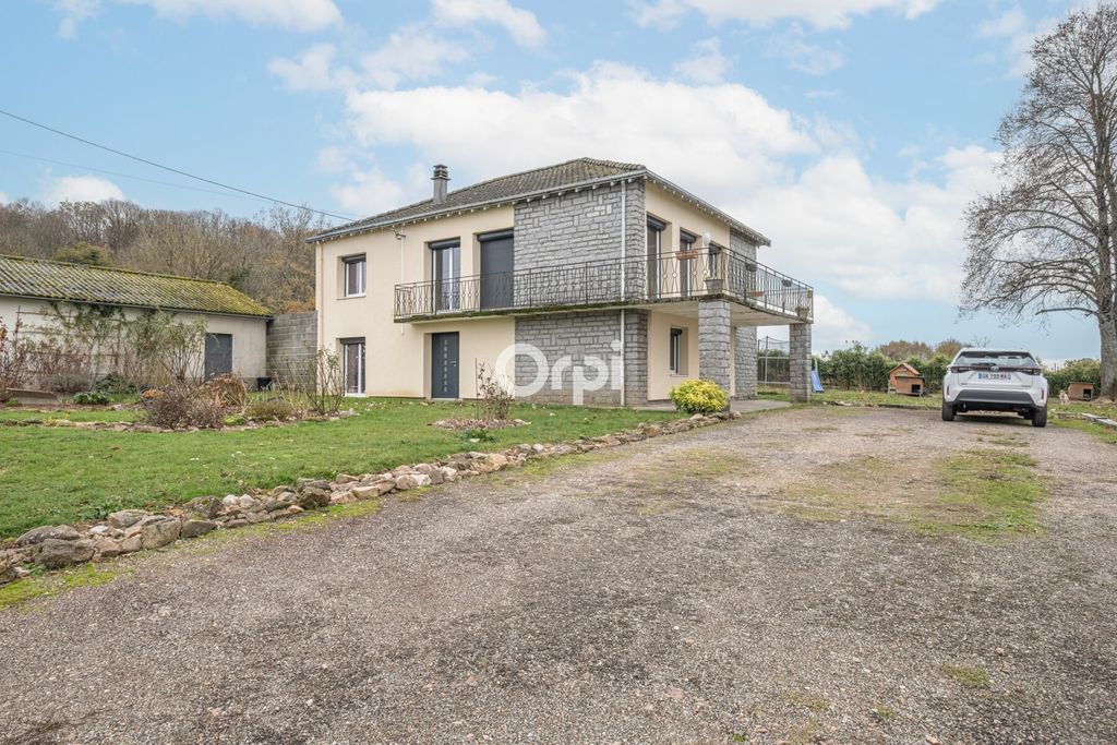 Achat maison à vendre 4 chambres 150 m² - Saint-Laurent-sur-Gorre