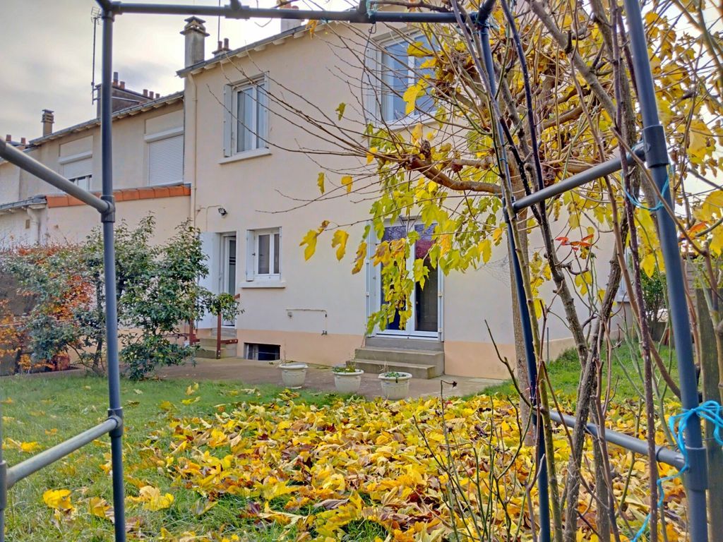 Achat maison à vendre 3 chambres 75 m² - Cholet