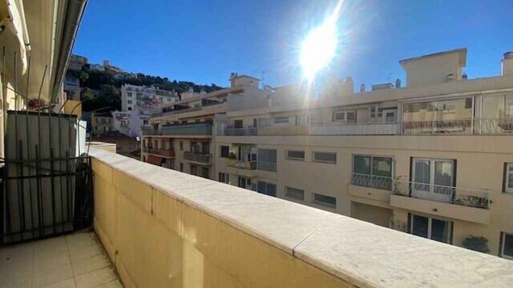 Achat appartement à vendre 2 pièces 52 m² - Nice