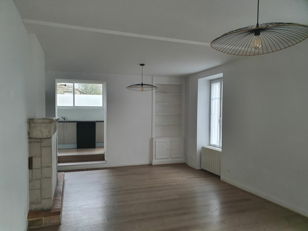 Achat maison à vendre 4 chambres 144 m² - Courçon