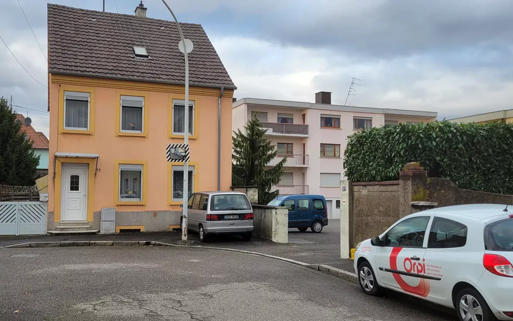 Achat maison à vendre 4 chambres 133 m² - Wittenheim