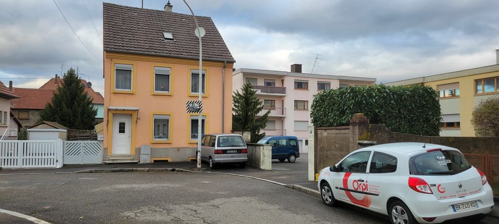 Achat maison à vendre 4 chambres 133 m² - Wittenheim