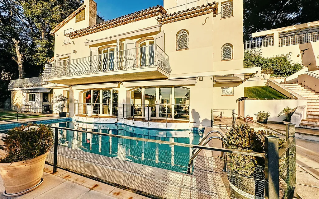 Achat maison à vendre 4 chambres 313 m² - Mougins