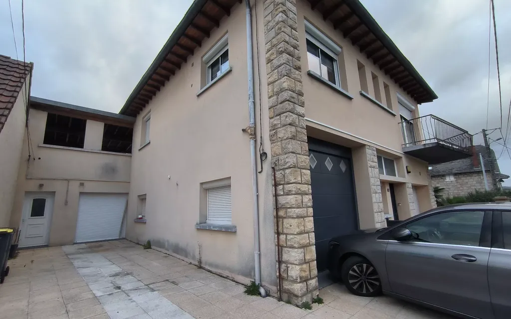 Achat maison à vendre 5 chambres 240 m² - Malemort