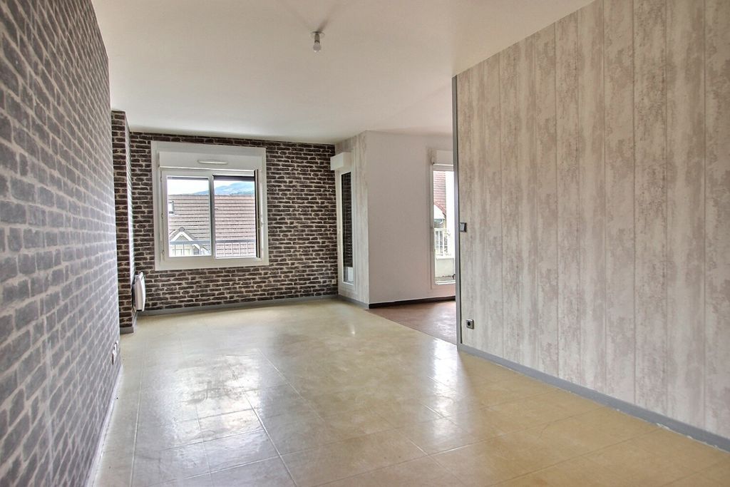 Achat appartement à vendre 5 pièces 93 m² - Rumilly