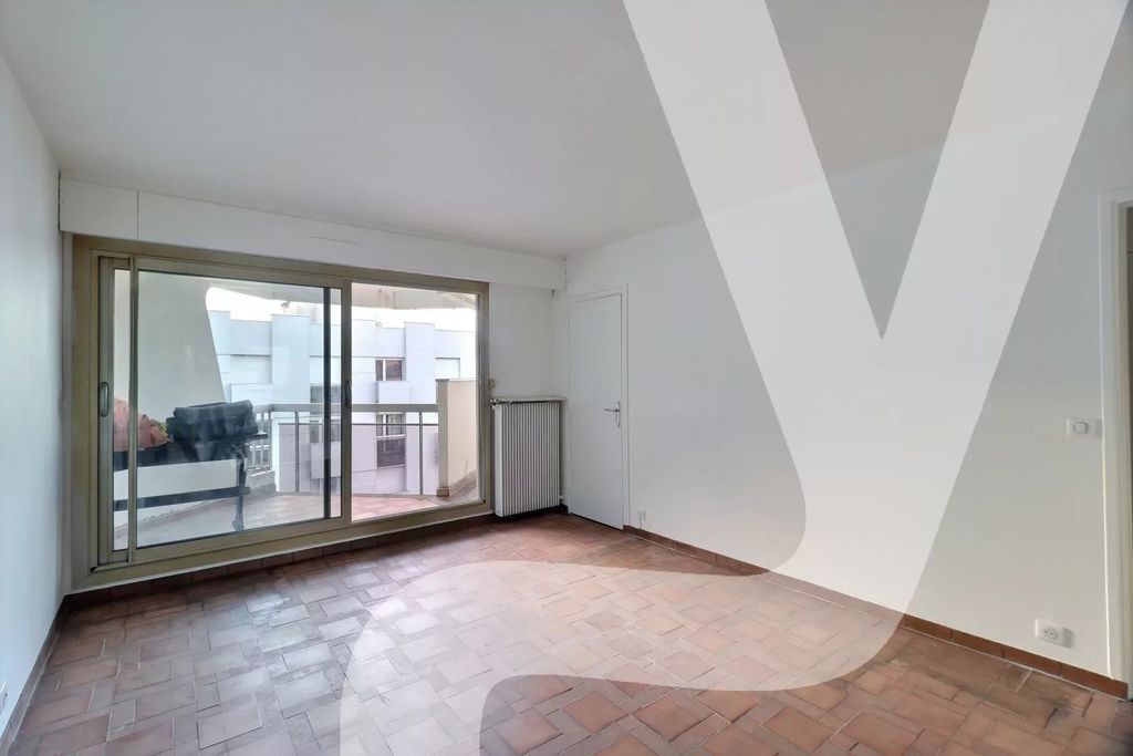 Achat studio à vendre 28 m² - Paris 20ème arrondissement