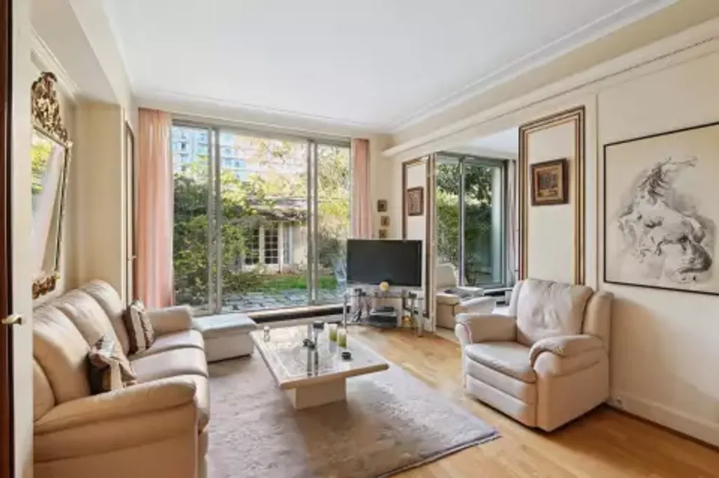 Achat appartement à vendre 6 pièces 151 m² - Paris 16ème arrondissement