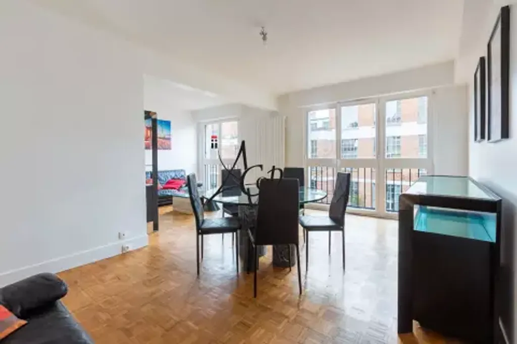 Achat appartement à vendre 5 pièces 82 m² - Paris 18ème arrondissement