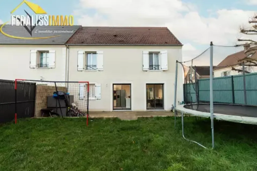 Achat maison à vendre 5 chambres 125 m² - Courdimanche