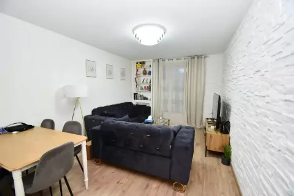 Achat appartement à vendre 2 pièces 45 m² - Les Pavillons-sous-Bois