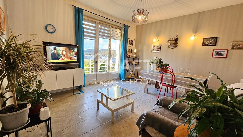 Achat maison à vendre 2 chambres 66 m² - Pont-d'Ouilly
