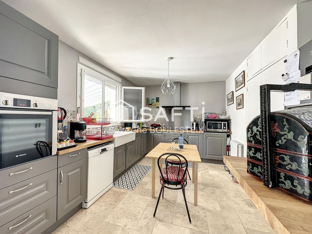 Achat maison à vendre 3 chambres 200 m² - Vars