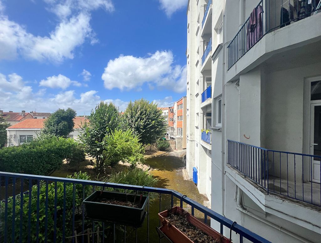 Achat appartement à vendre 5 pièces 126 m² - Angoulême