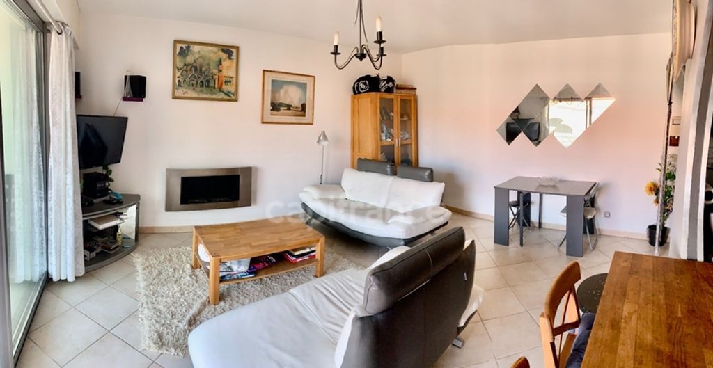 Achat appartement à vendre 2 pièces 51 m² - La Ciotat