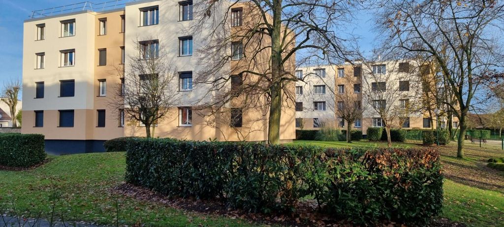Achat appartement à vendre 4 pièces 78 m² - Sainte-Geneviève-des-Bois