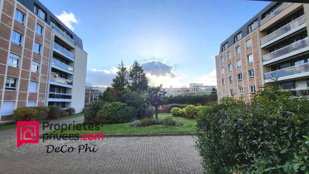 Achat appartement à vendre 4 pièces 80 m² - Versailles